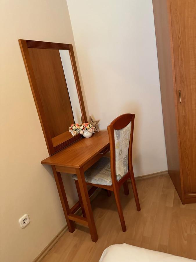 Cozy Garden Apartman Lägenhet Gyula Exteriör bild