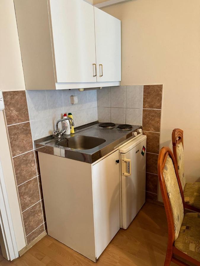 Cozy Garden Apartman Lägenhet Gyula Exteriör bild