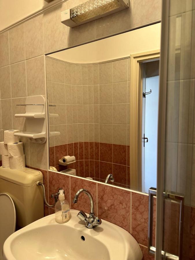 Cozy Garden Apartman Lägenhet Gyula Exteriör bild